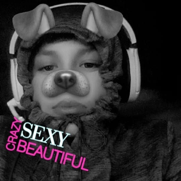 Meet your Posher, Christopher - Picture 1 of 1